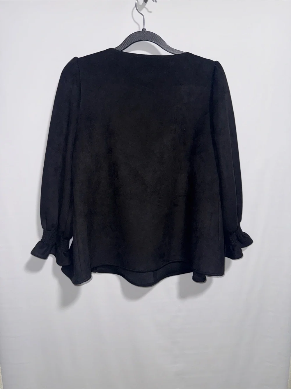 Tuckernuck Black Faux Suede V-Neck Peplum Puff Sleeve Top XS Smocked Cuffs